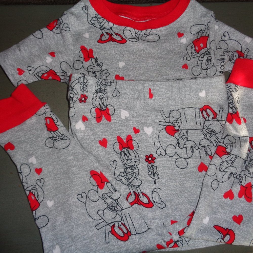 Disney Mickey and Minnie Boy or Girl Pajamas SZ 2T NWOT